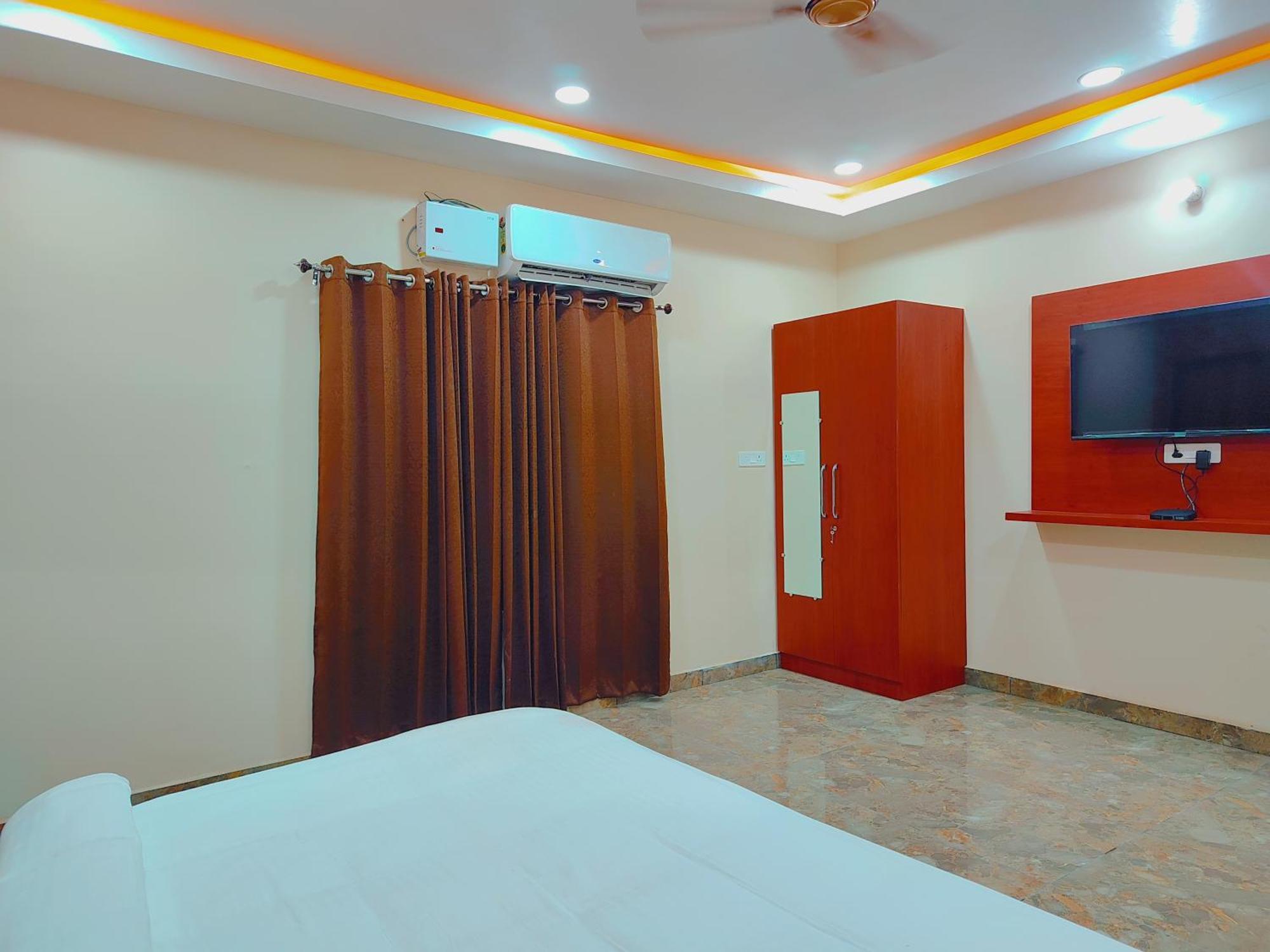Awadh Samrat Resort Ayodhya Exterior foto