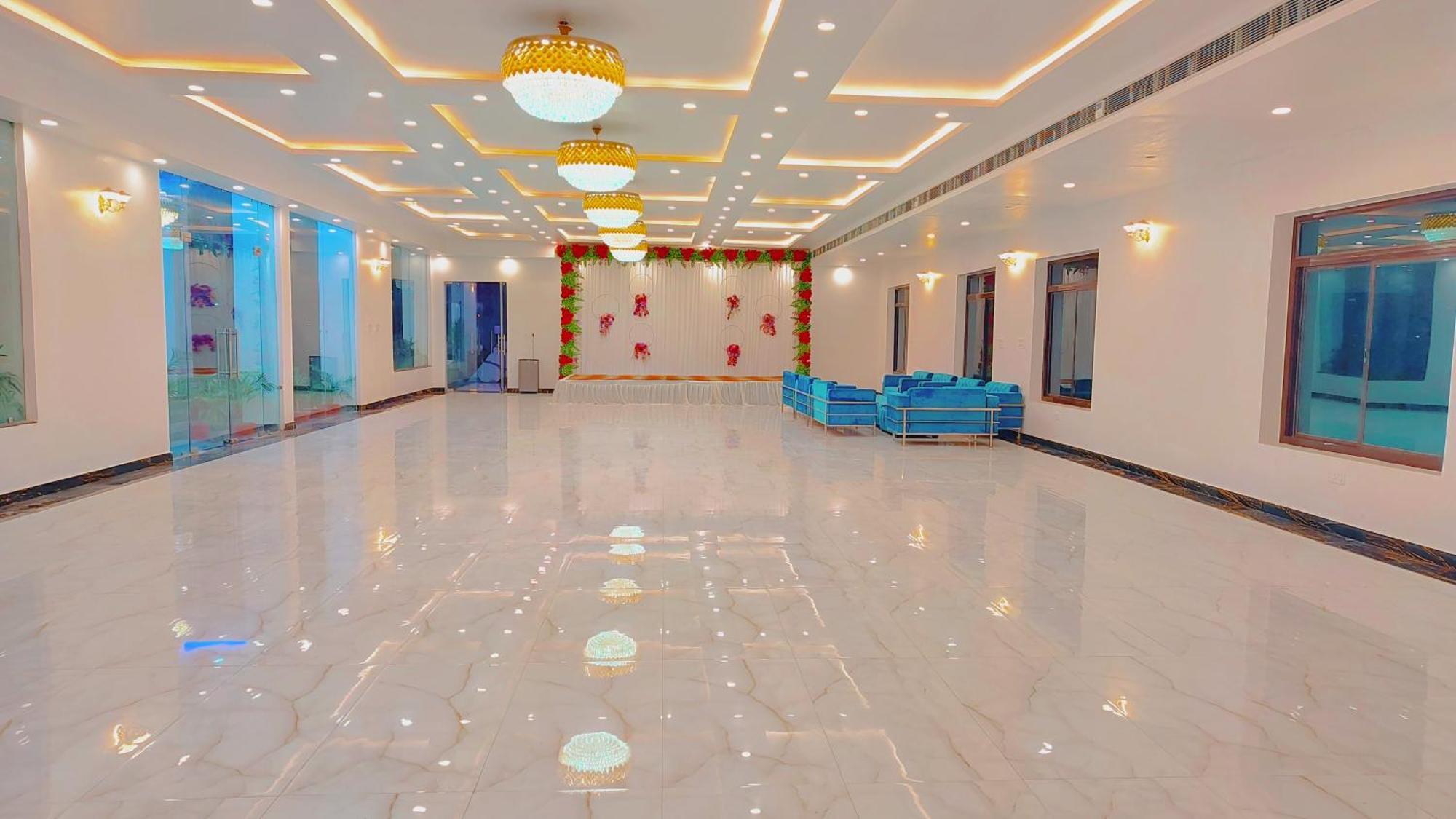 Awadh Samrat Resort Ayodhya Exterior foto